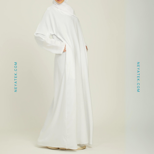 Classic White Closed Abaya with Pockets